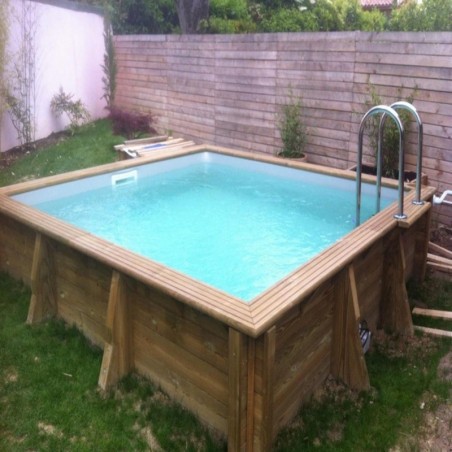 Piscine carrée BOIS 200x200cm